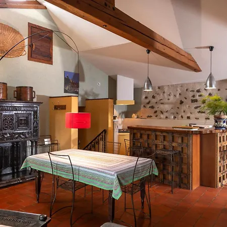 게스트하우스 D'hotes Et Du Tapissier Polignac (Haute-Loire)