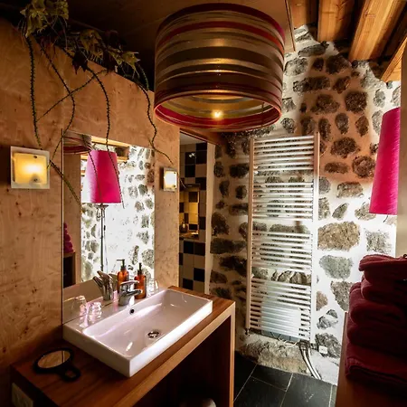 D'hotes Et Du Tapissier 4* Polignac (Haute-Loire)