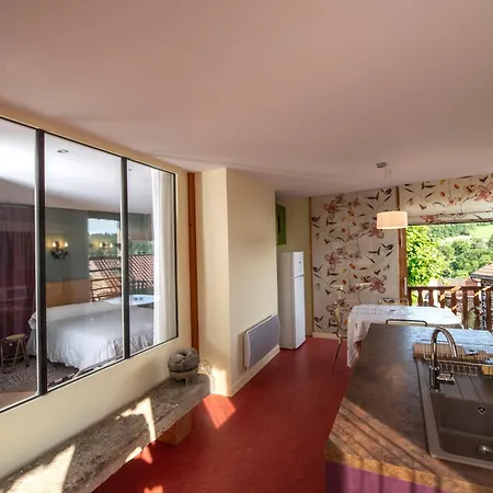 Gasthuis D'hotes Et Du Tapissier Polignac (Haute-Loire)