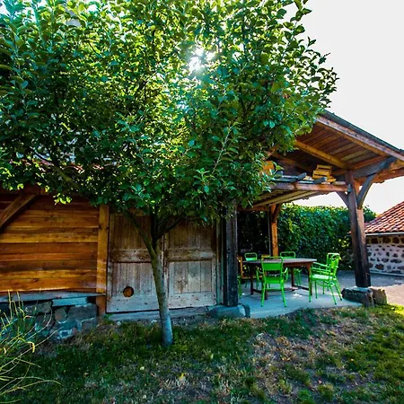 D'hotes Et Du Tapissier Guest house *