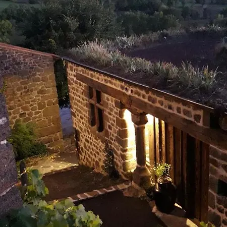 D'hotes Et Du Tapissier Vendégház